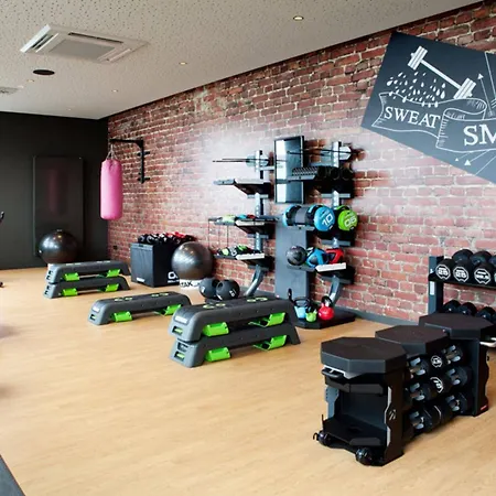 Moxy Ξενοδοχείο 3*