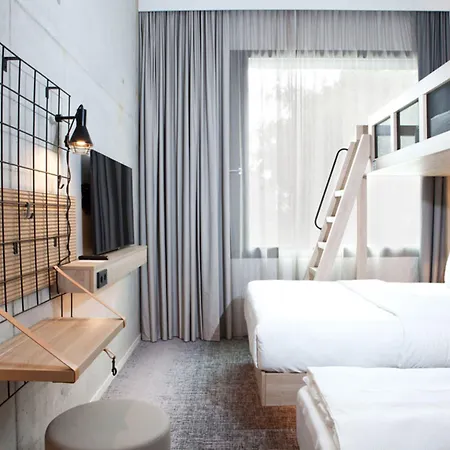 Ξενοδοχείο Moxy 3*