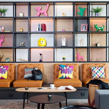 Moxy Ξενοδοχείο 3*