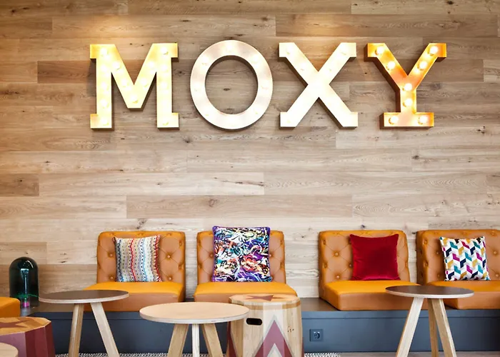 Hotel Moxy Rust